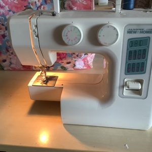 Electric sewing machine
