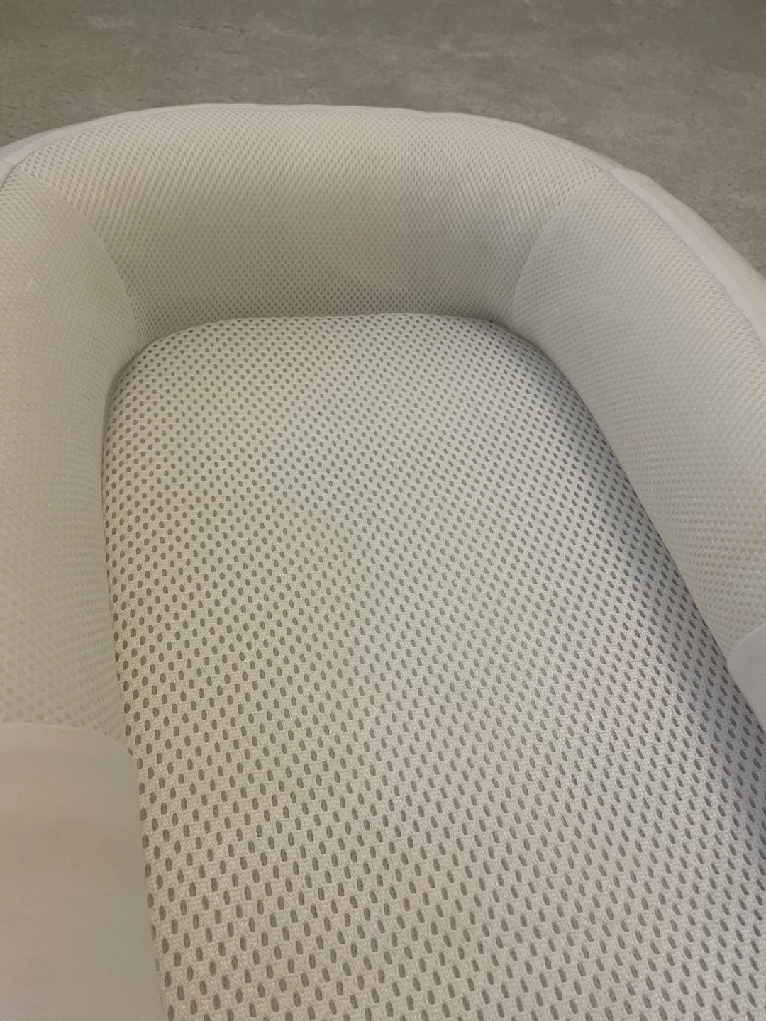 Purflo Sleep Tight Baby Bed Nest in Soft White Karrot