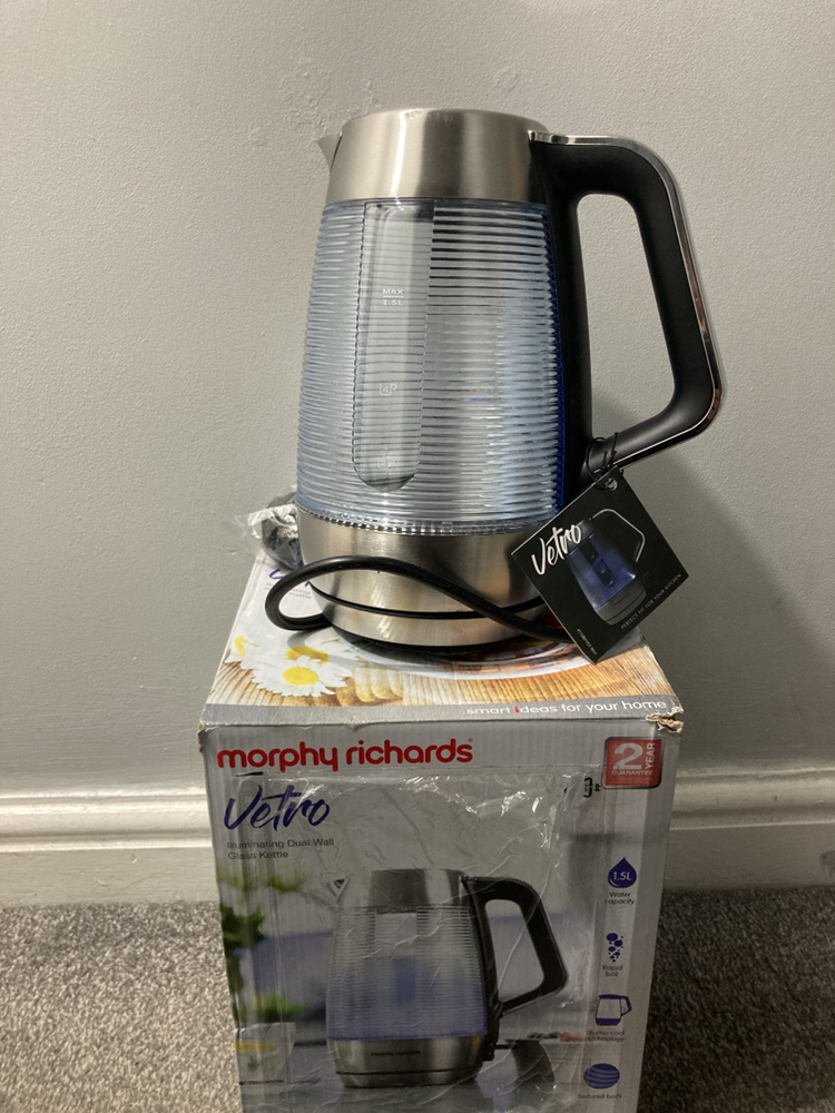 Morphy Richards illuminating dual wall glass kettle Karrot