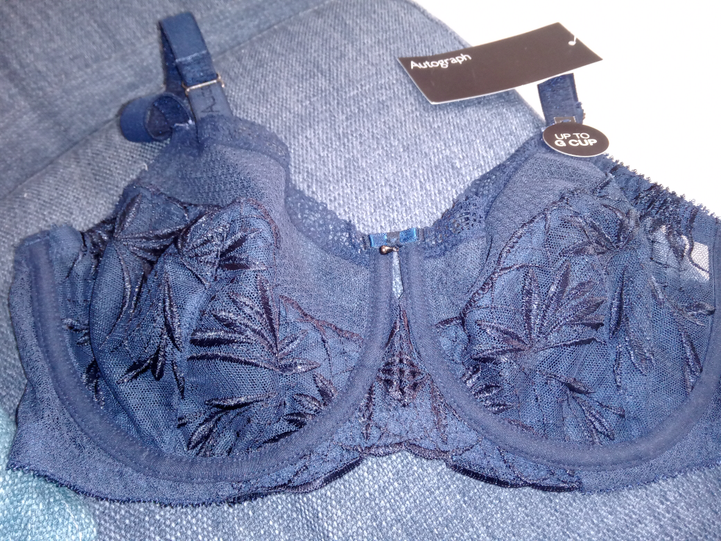 FINAL REDUCTION ALL NEW M AND S BRAS 28B,32A,32B and 32G Karrot