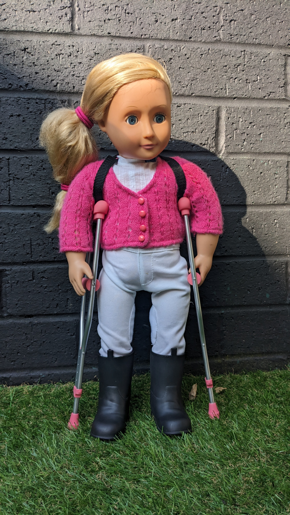 OUR GENERATION DOLL CRUTCHES & BACKPACK Karrot