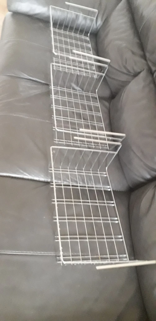 new under wire basket £12 for all Karrot