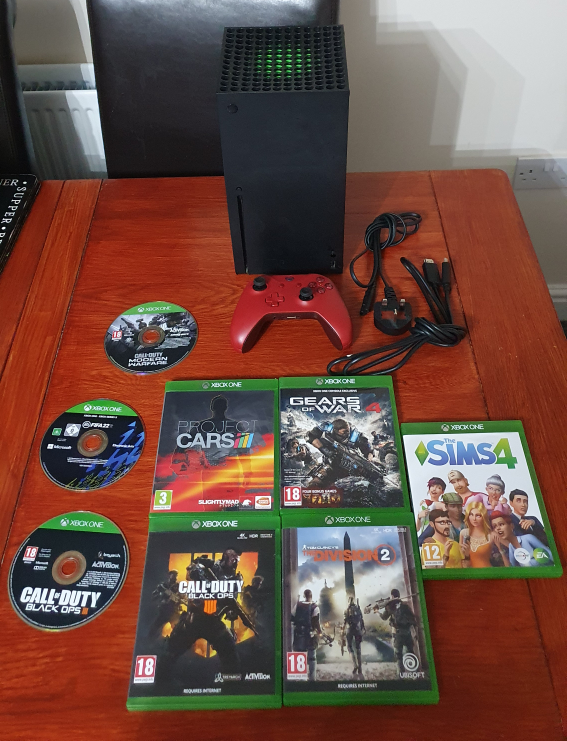 Xbox Series X Console With Pad + Games Karrot
